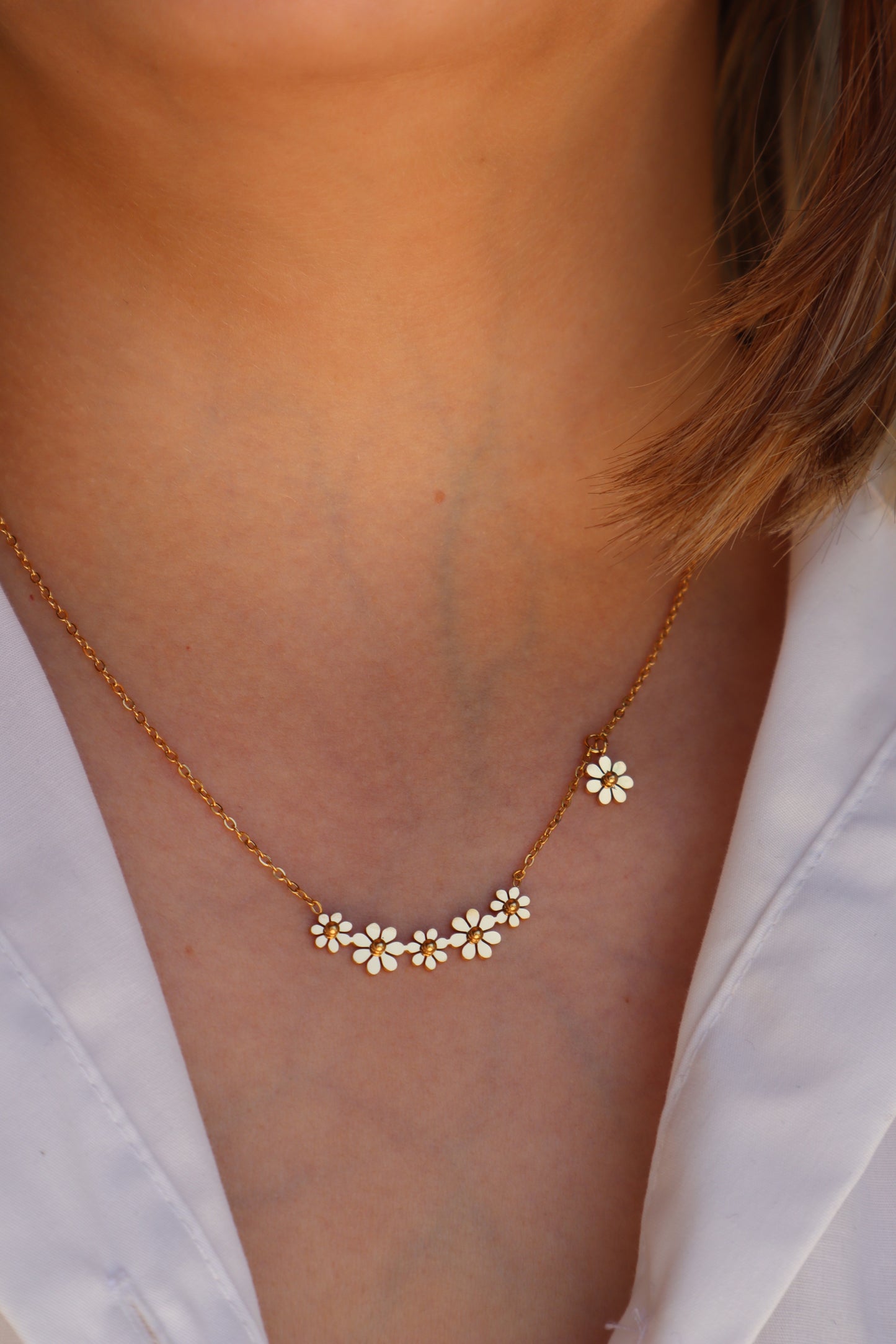 Colar com flores