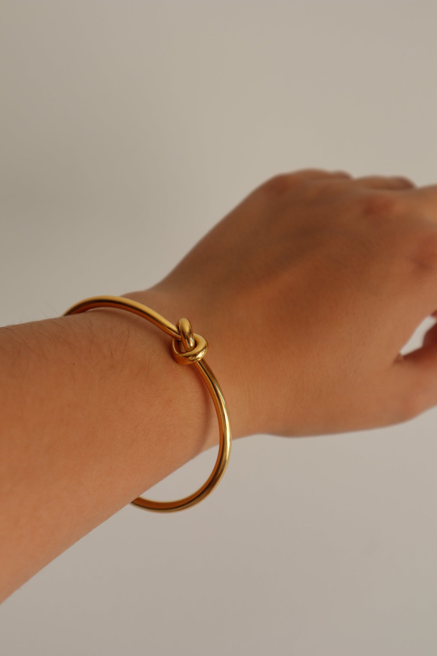 Pulseira com nó