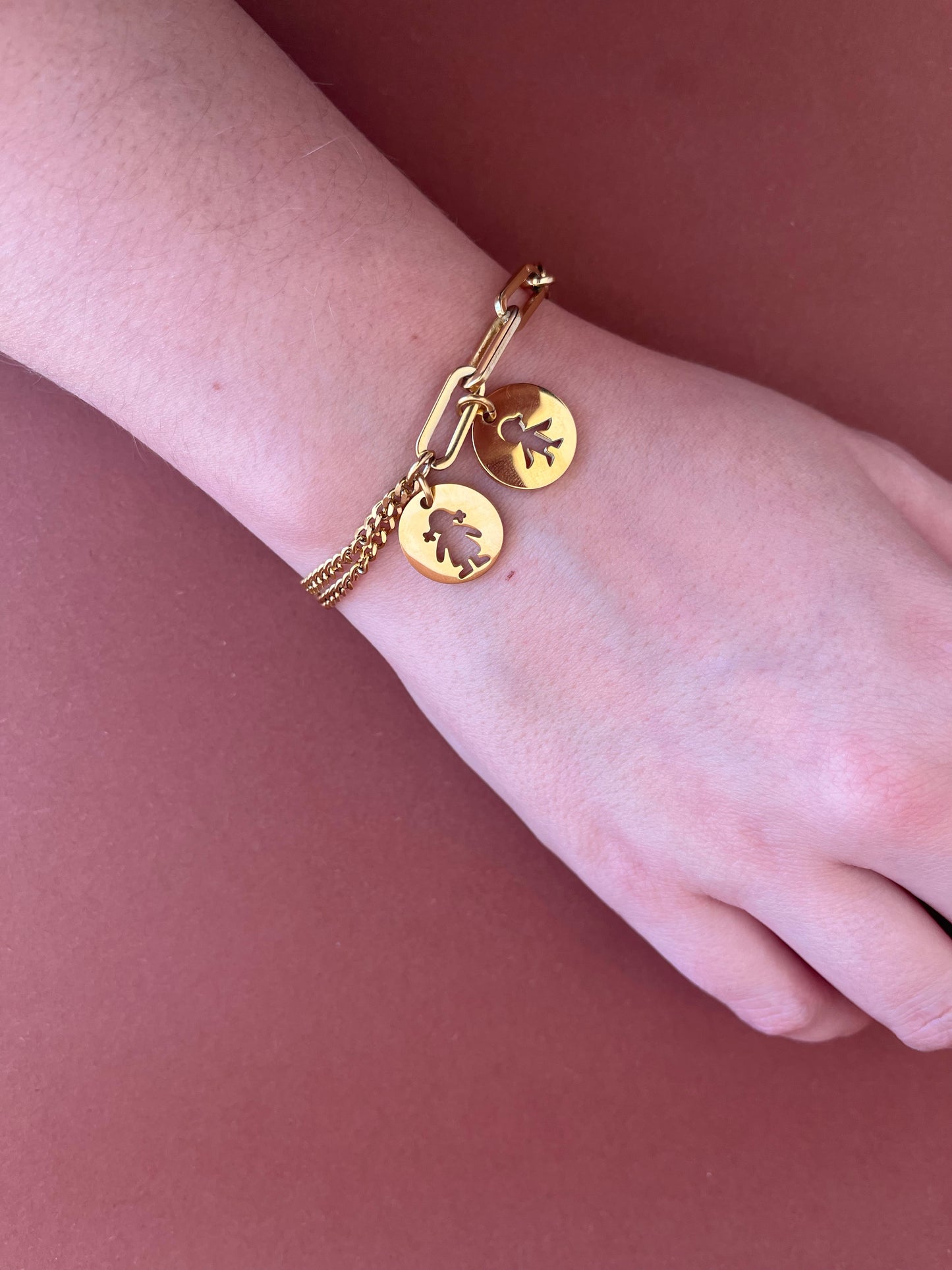 Pulseira com menino e menina