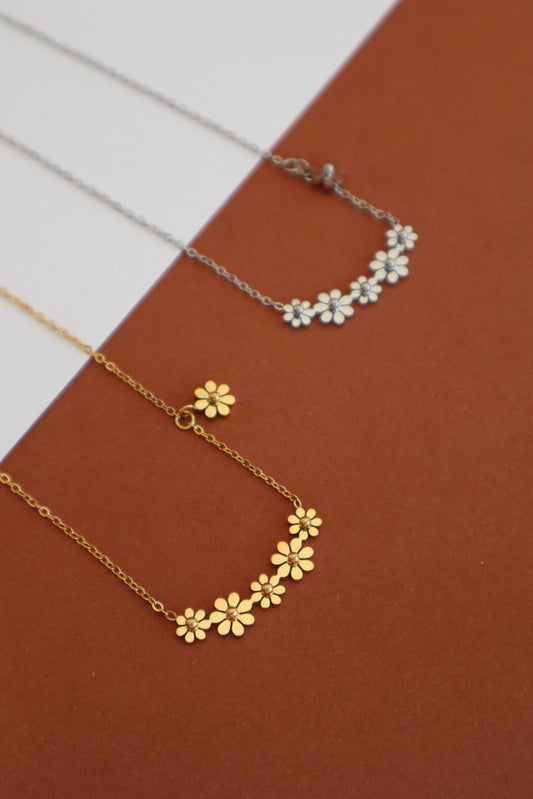 Colar com flores