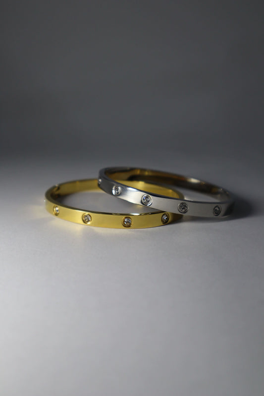 Pulseira com 10 brilhantes